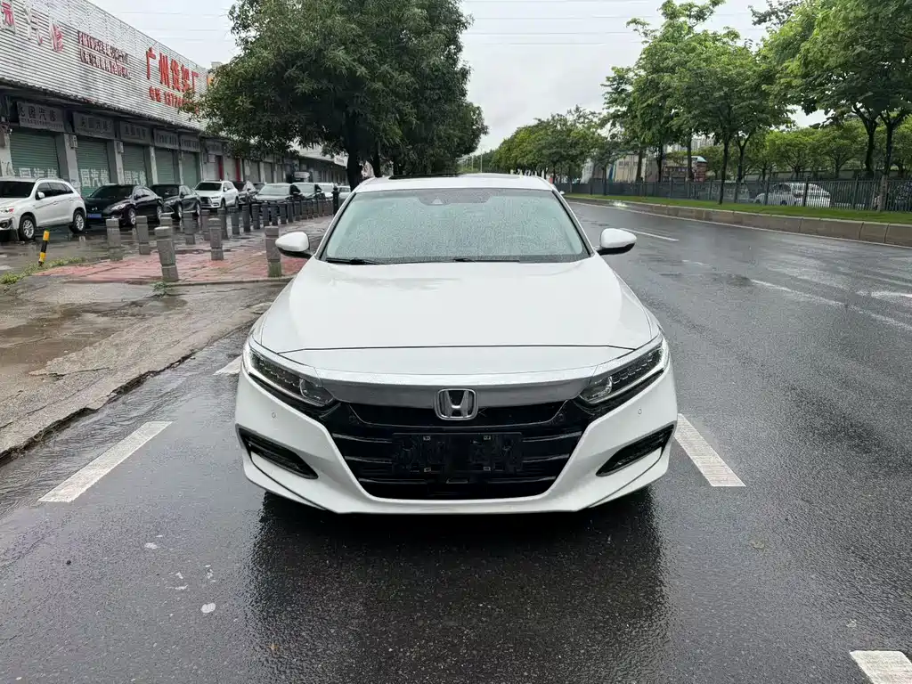 Honda Accord 2019 — фото 2
