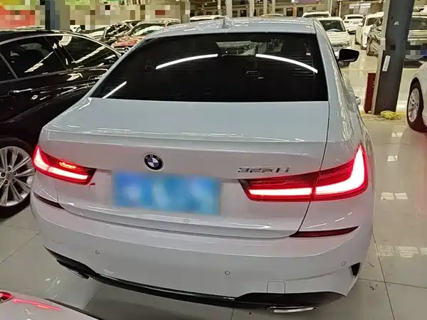 BMW 3 Series 2022
