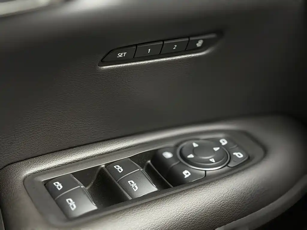 Cadillac XT5 2021 — фото 15