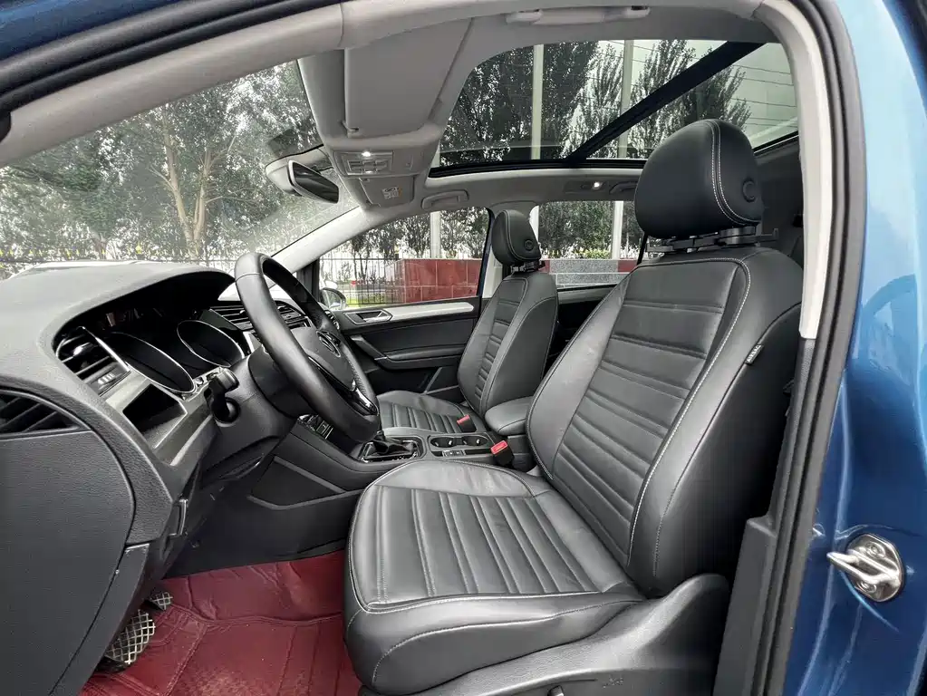 Volkswagen Touran 2021