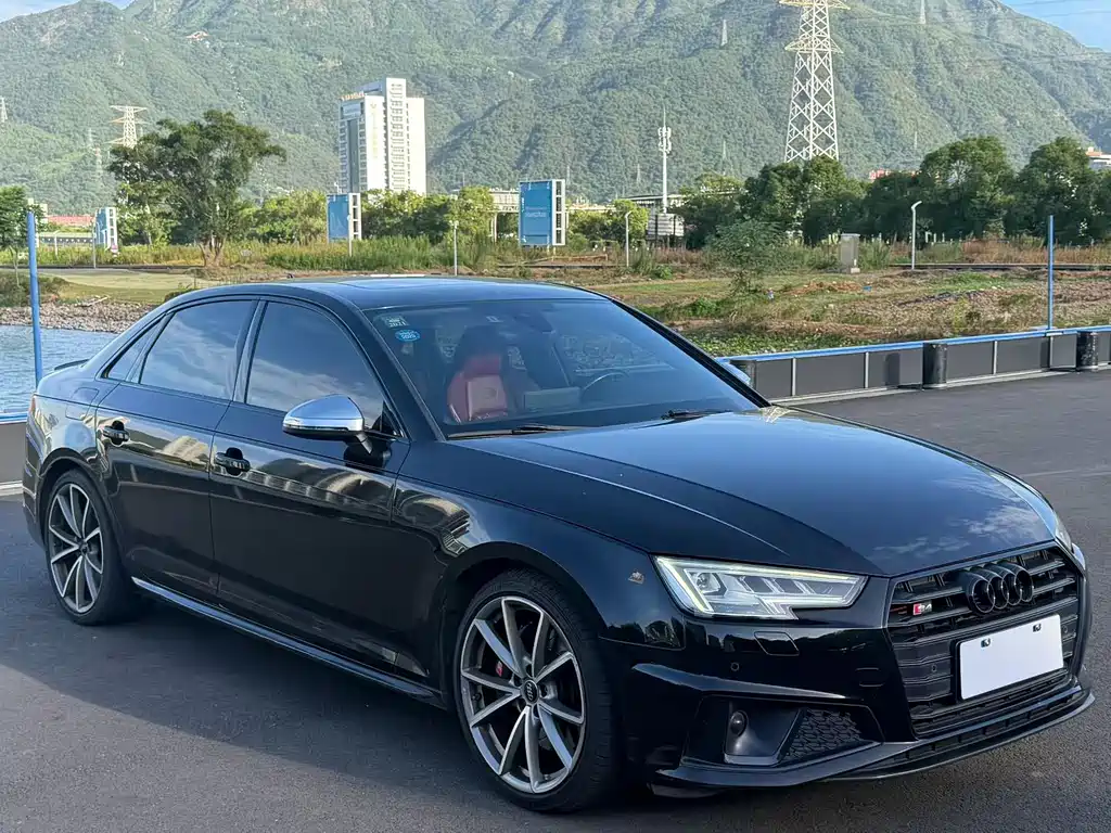 Audi S4 2019