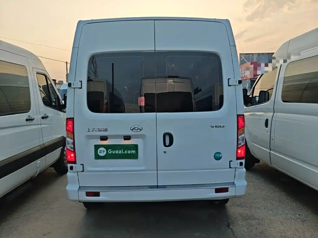 Maxus V80 2025