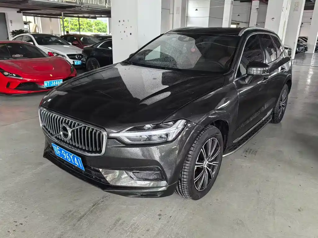 Volvo XC60 2020 — фото 1