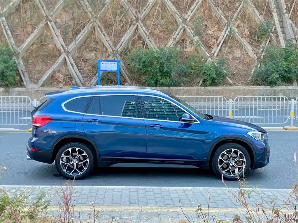 BMW X1 2022 — фото 16