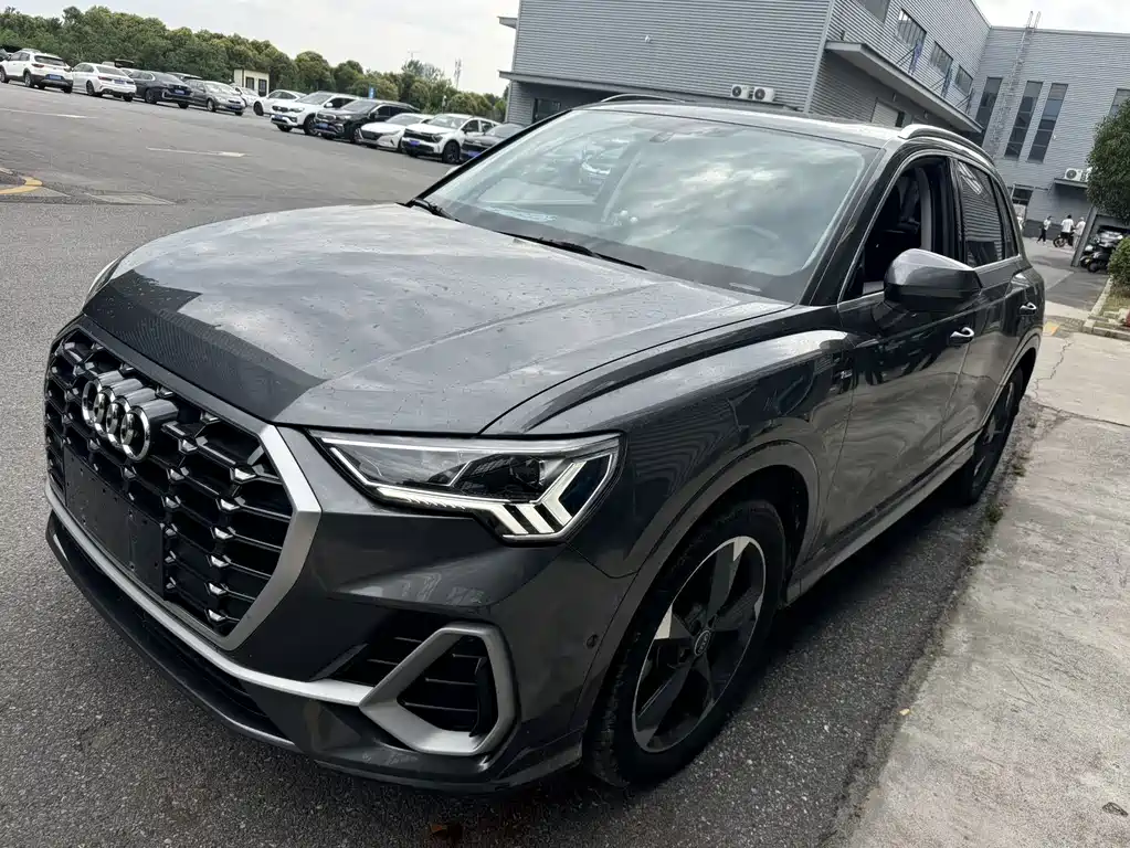 Audi Q3 2022