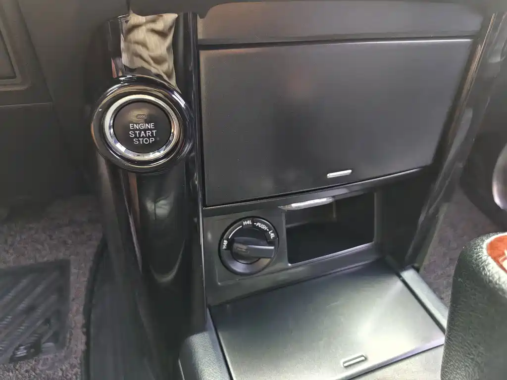 Toyota Prado 2016 — фото 15