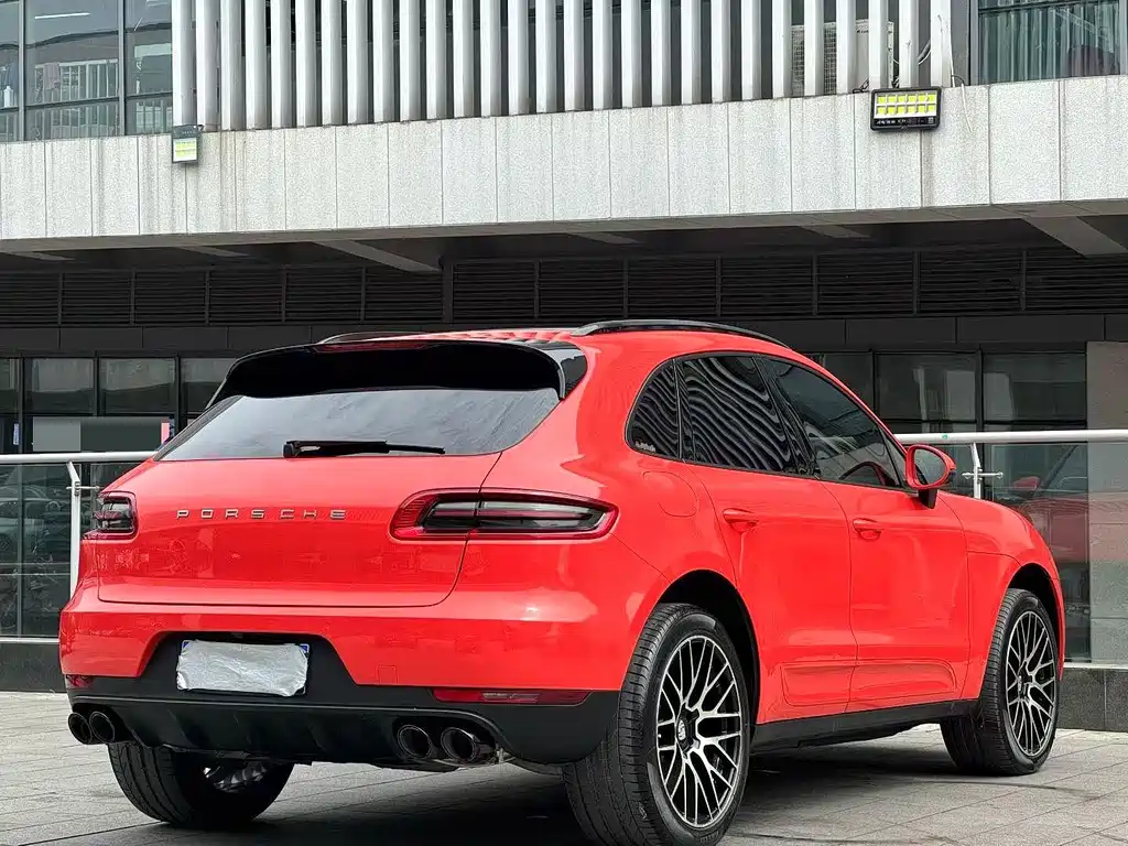 Porsche Macan 2017 — фото 9