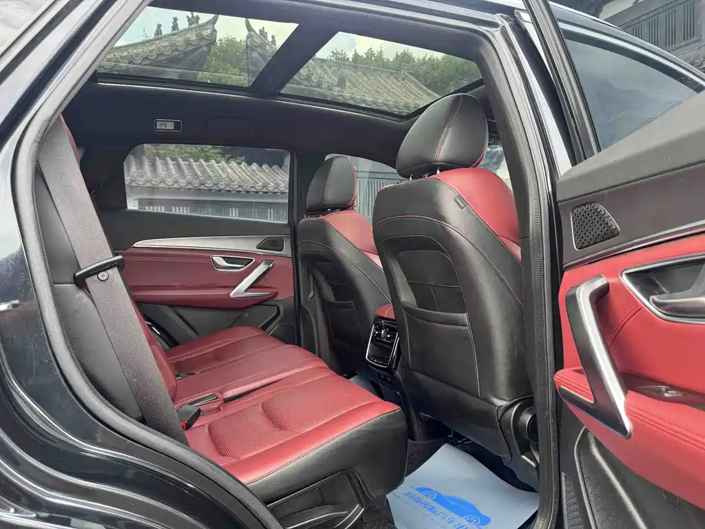 Jetour Jietu X70 PLUS 2022 — фото 10