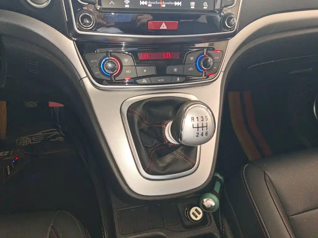 Haval M6 2019 — фото 14