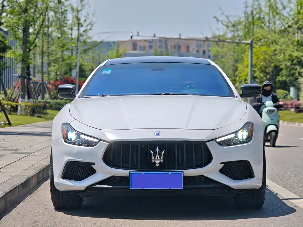 Maserati Ghibli 2015 — фото 2