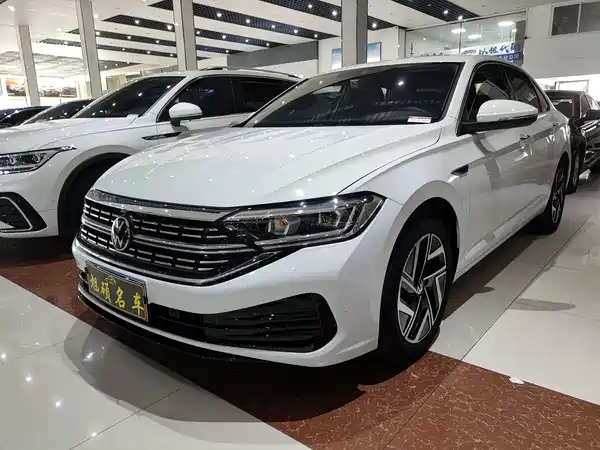 Volkswagen Sagitar 2024