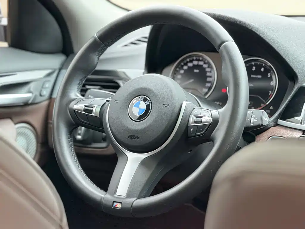 BMW X2 2022 — фото 16
