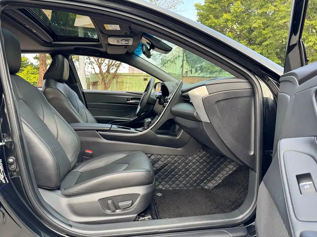 Toyota Avalon 2021