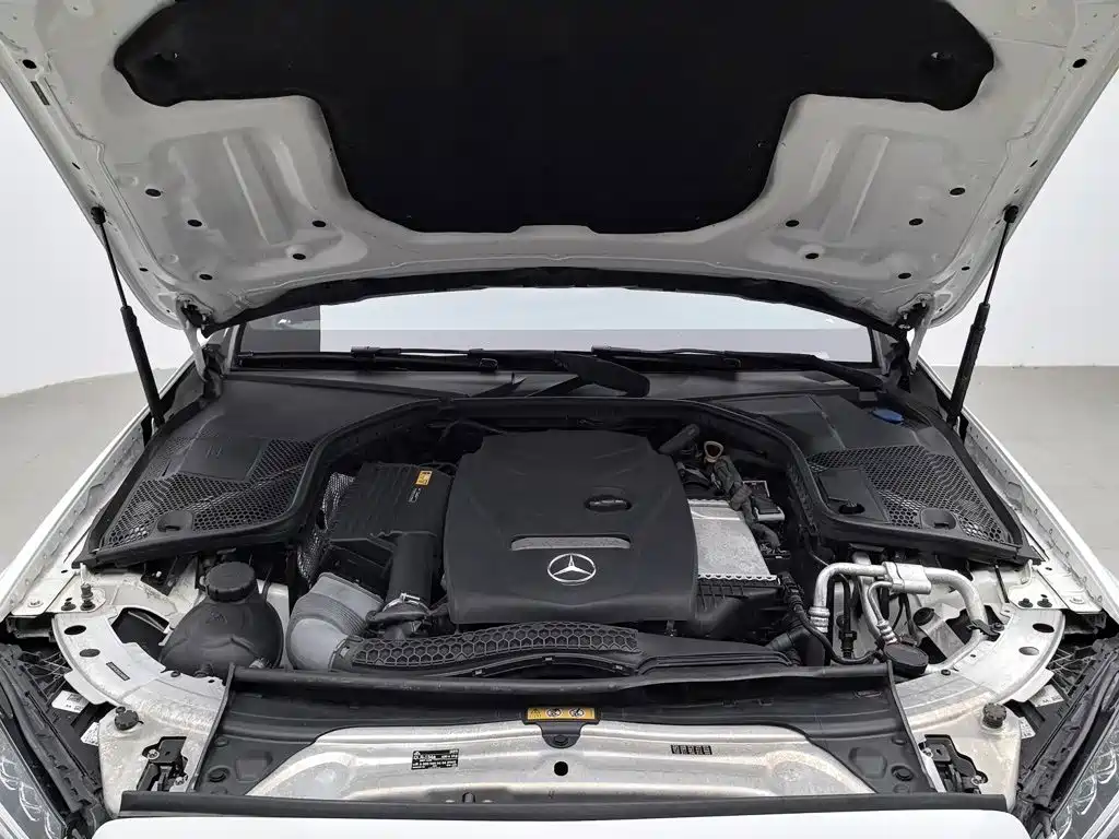 Mercedes-Benz C-Class 2018