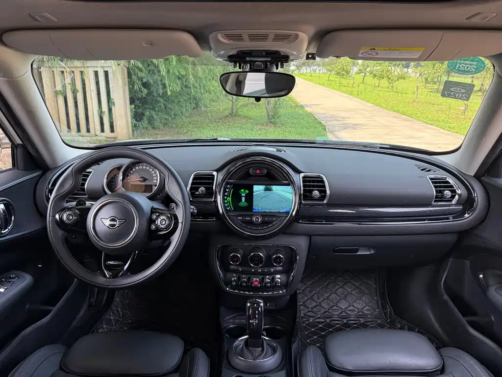 MINI Clubman 2019 — фото 9