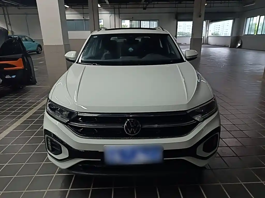 Volkswagen T-Roc 2025 — фото 3
