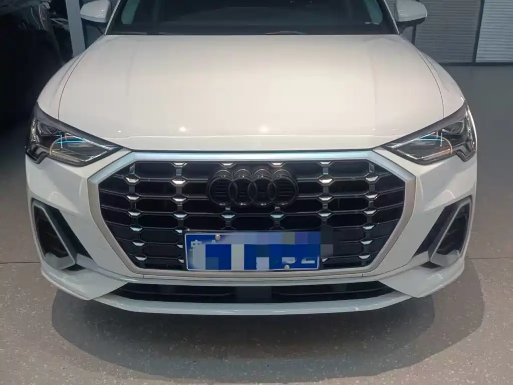Audi Q3 2022