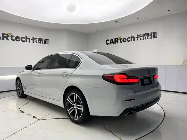 BMW 5 Series 2021