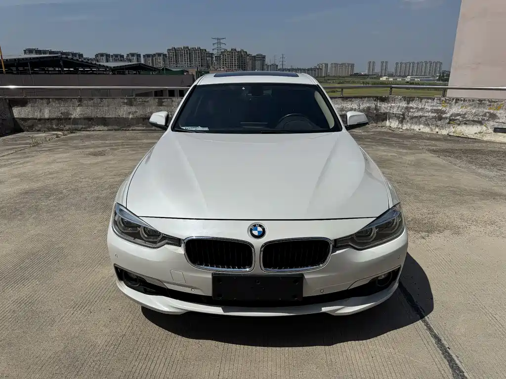 BMW 3 Series 2019 — фото 2