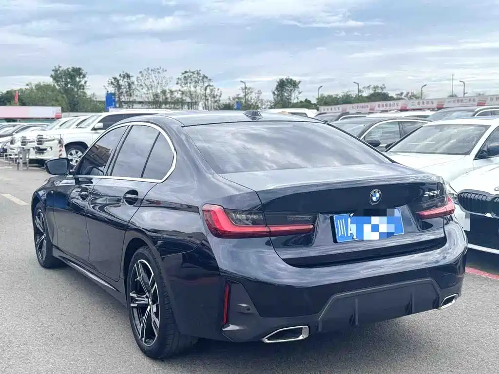BMW 3 Series 2023