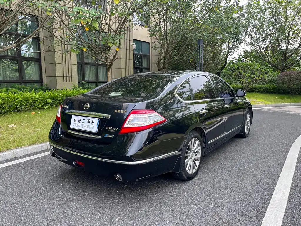 Nissan Teana 2011