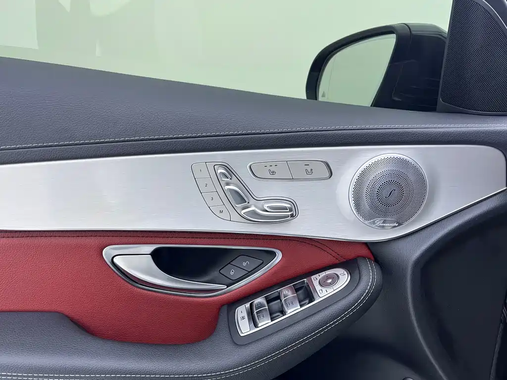 Mercedes-Benz GLC 2020 — фото 13