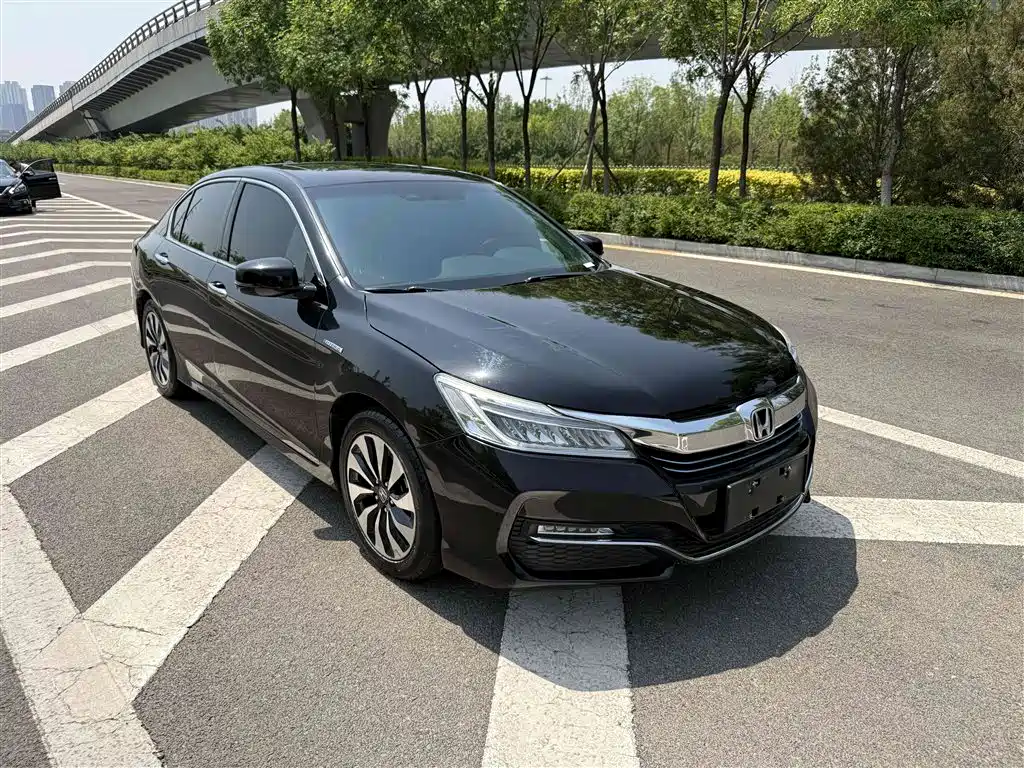 Honda Accord 2017 — фото 3