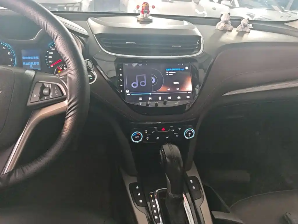 Chevrolet Malibu 2019 — фото 13