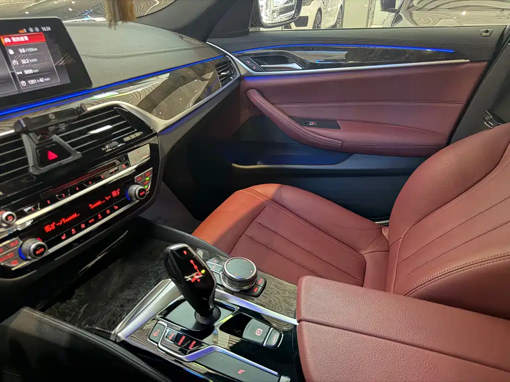 BMW 5 Series 2018