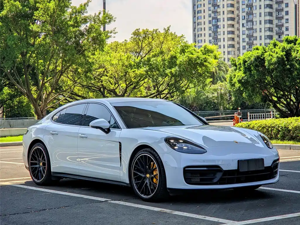 Porsche Panamera 2021 — фото 16