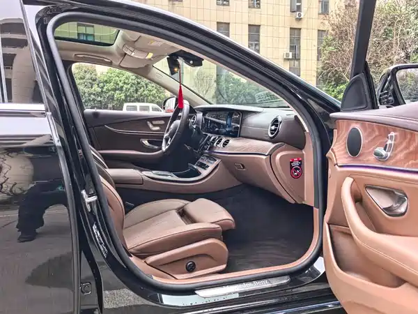Mercedes-Benz E-Class 2021