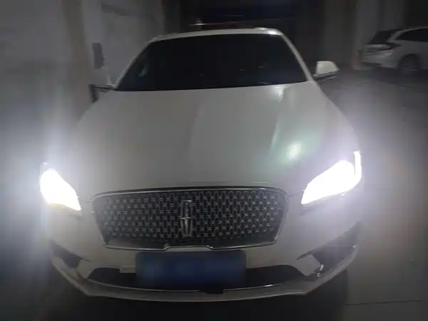 Lincoln MKZ 2019