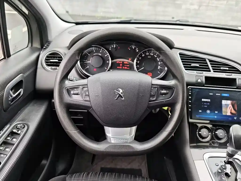 Peugeot 3008 2016 — фото 17