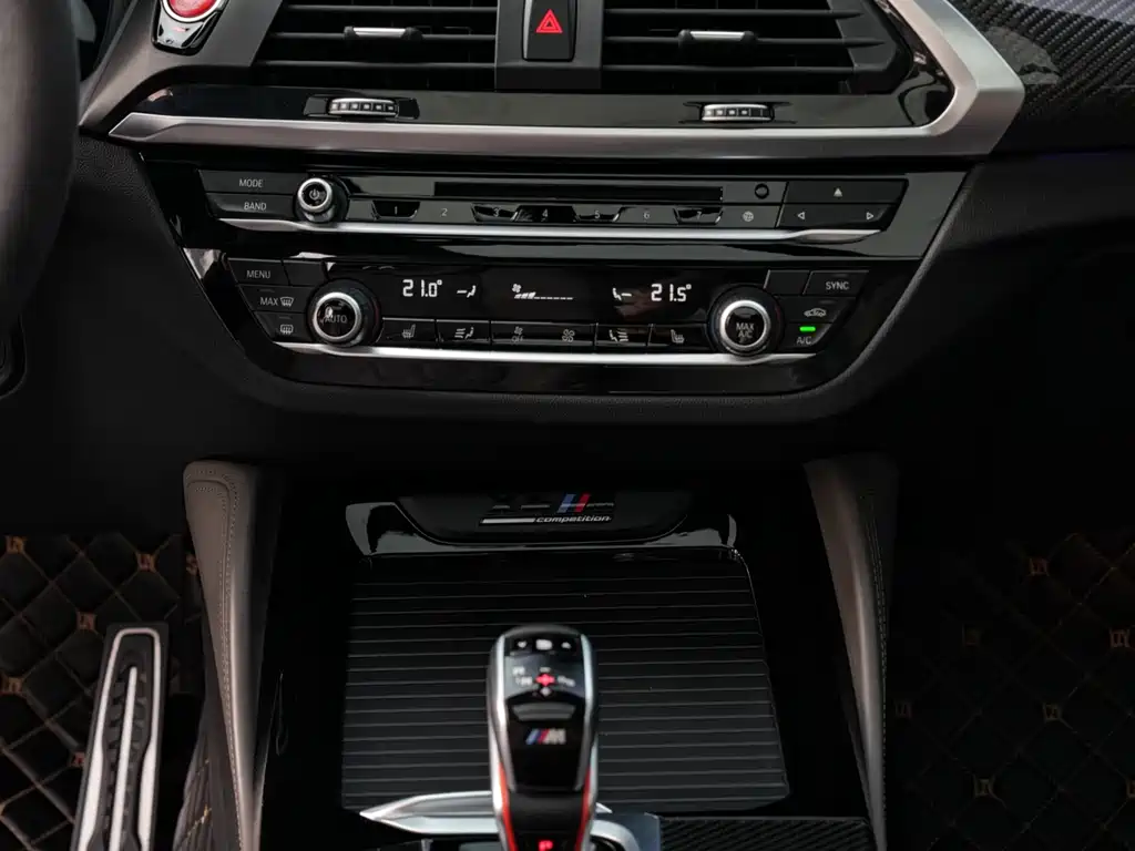 BMW X4 M 2019 — фото 10