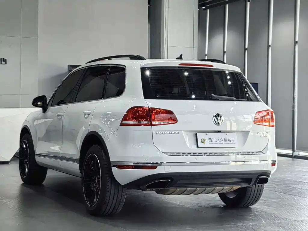 Volkswagen Touareg 2016 — фото 5