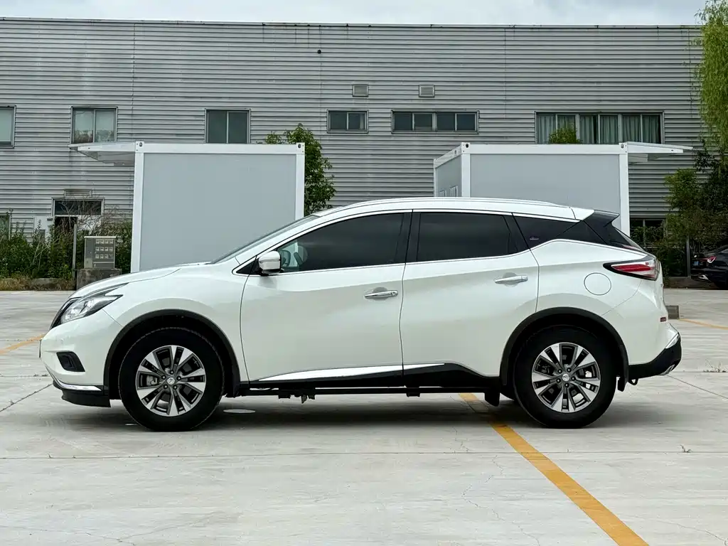 Nissan Murano 2018 — фото 8