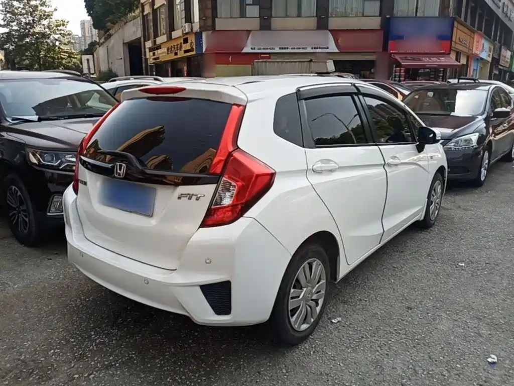 Honda Fit 2016 — фото 7