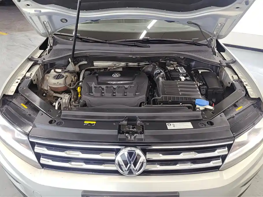 Volkswagen Tiguan L 2020 — фото 10