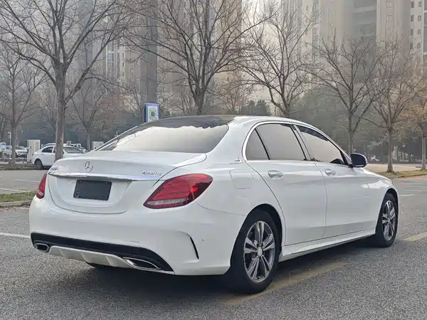 Mercedes-Benz C-Class 2017