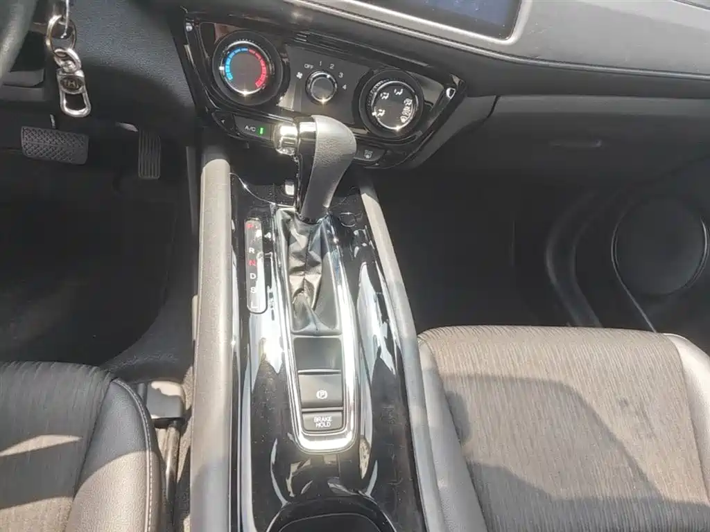 Honda Vezel 2021 — фото 14