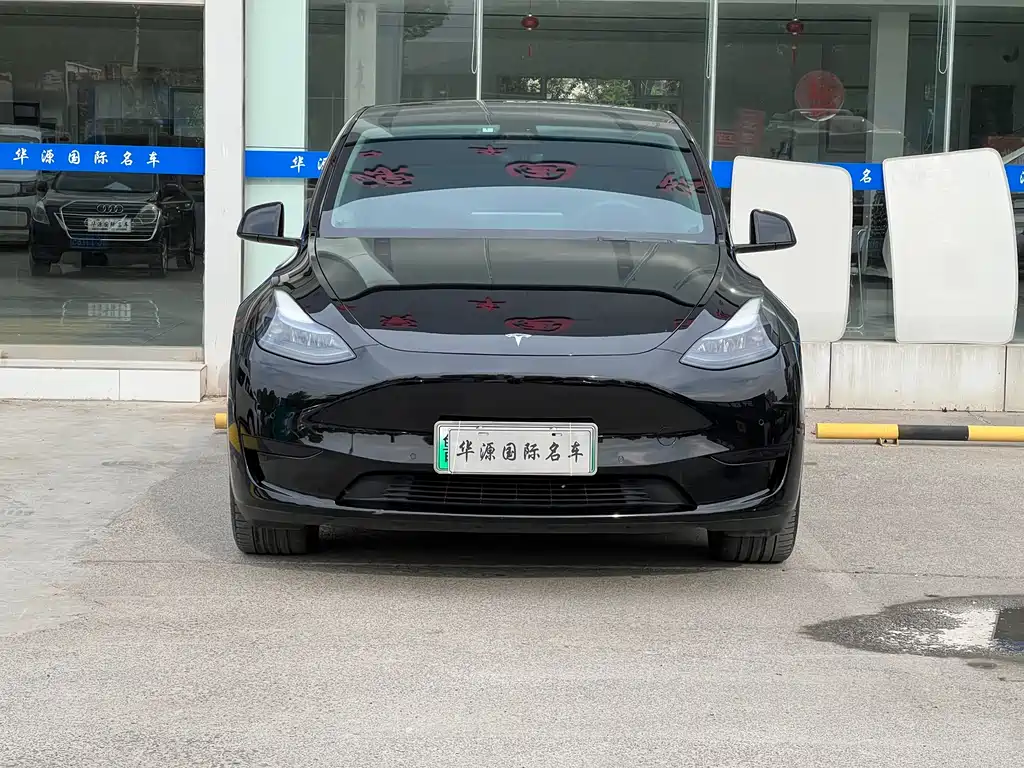 Tesla Model Y 2023 — фото 2