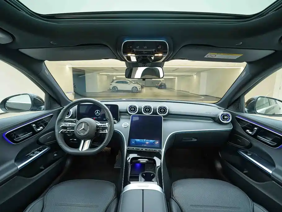 Mercedes-Benz C-Class 2023 — фото 19