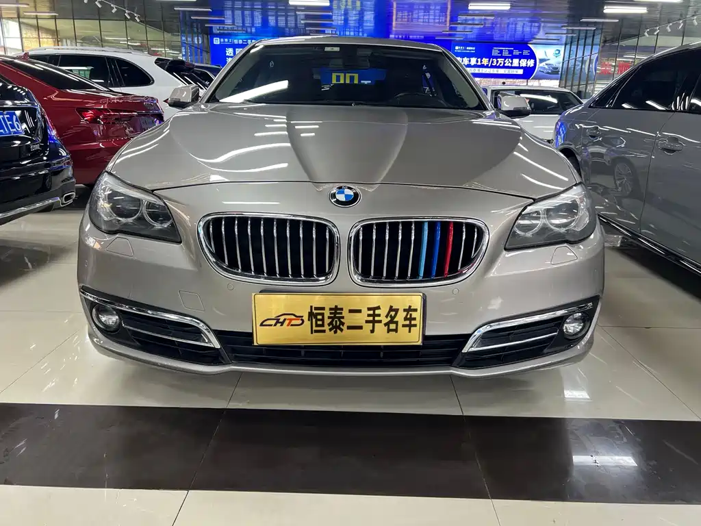 BMW 5 Series 2015 — фото 1