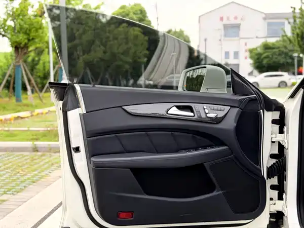 Mercedes-Benz CLS 2015
