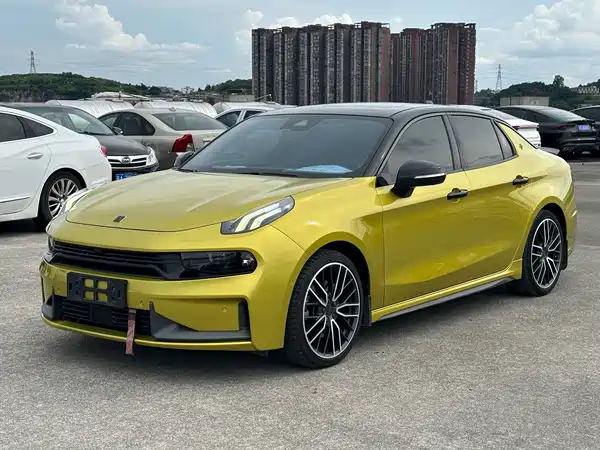 Lynk & Co 03 2020