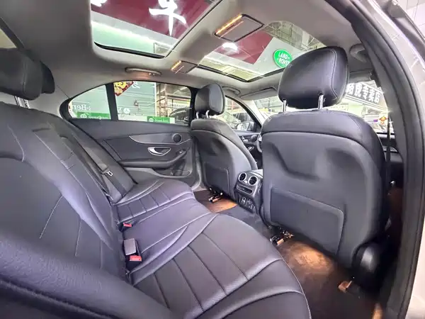 Mercedes-Benz C-Class 2021