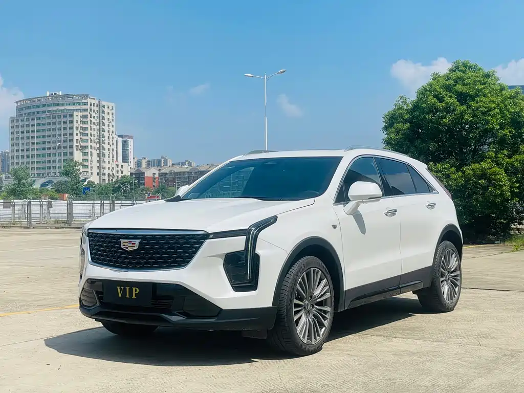 Cadillac XT4 2025