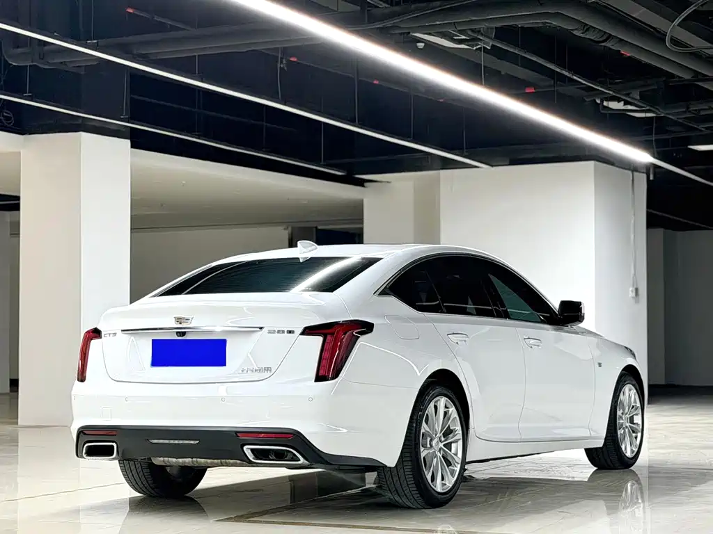 Cadillac CT5 2022 — фото 9