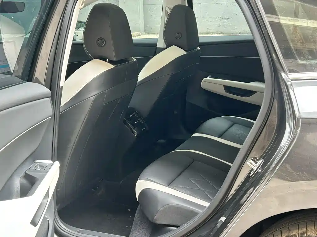 Volkswagen Sagitar 2026
