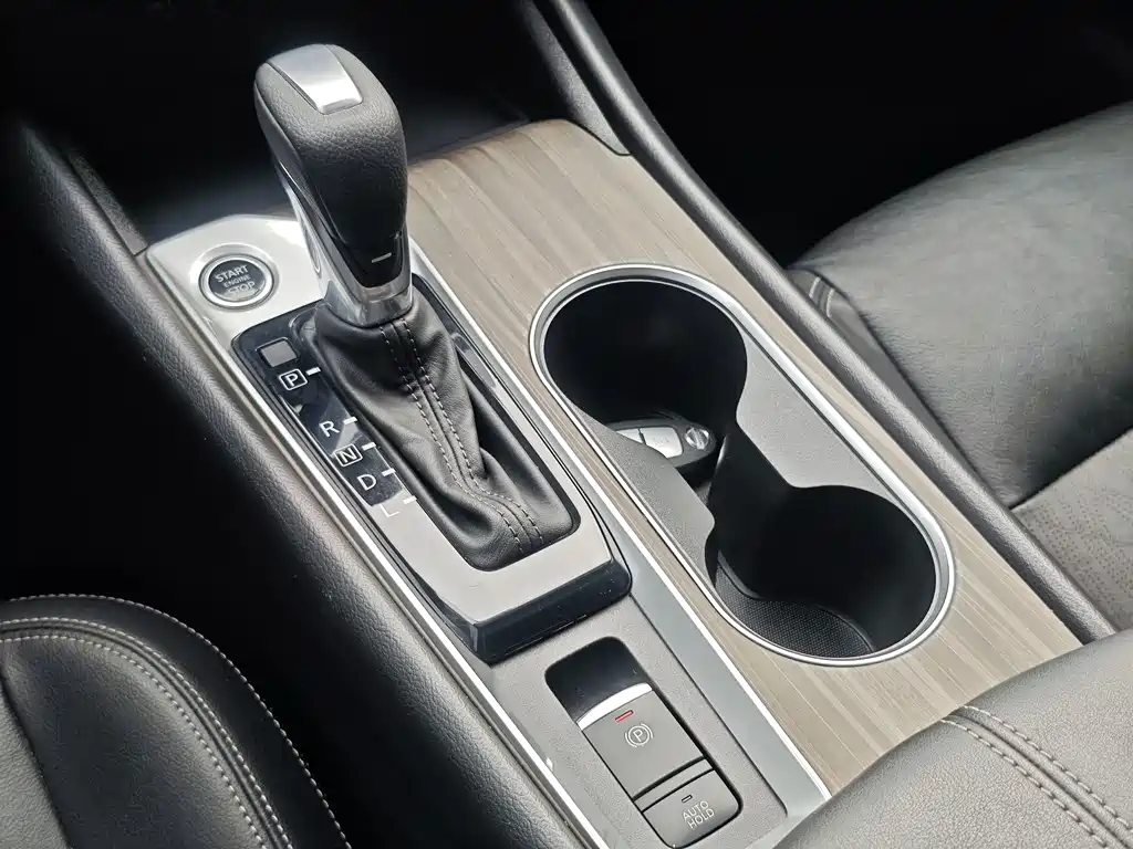 Nissan Teana 2021 — фото 19